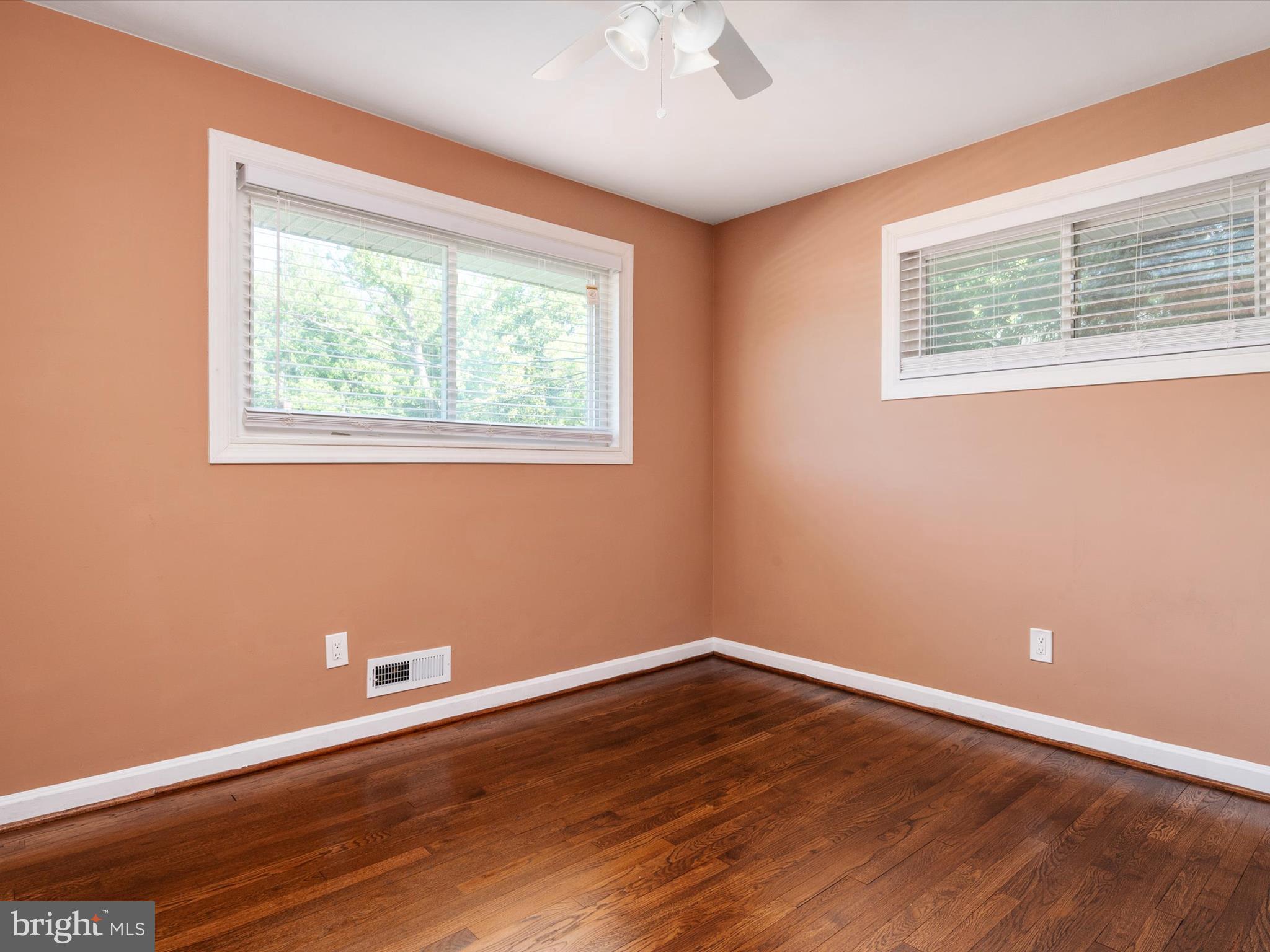 BURNT MILLS MANOR - Residential