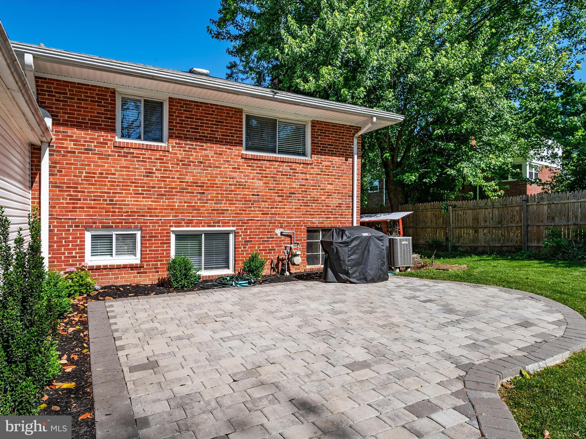 BURNT MILLS MANOR - Residential