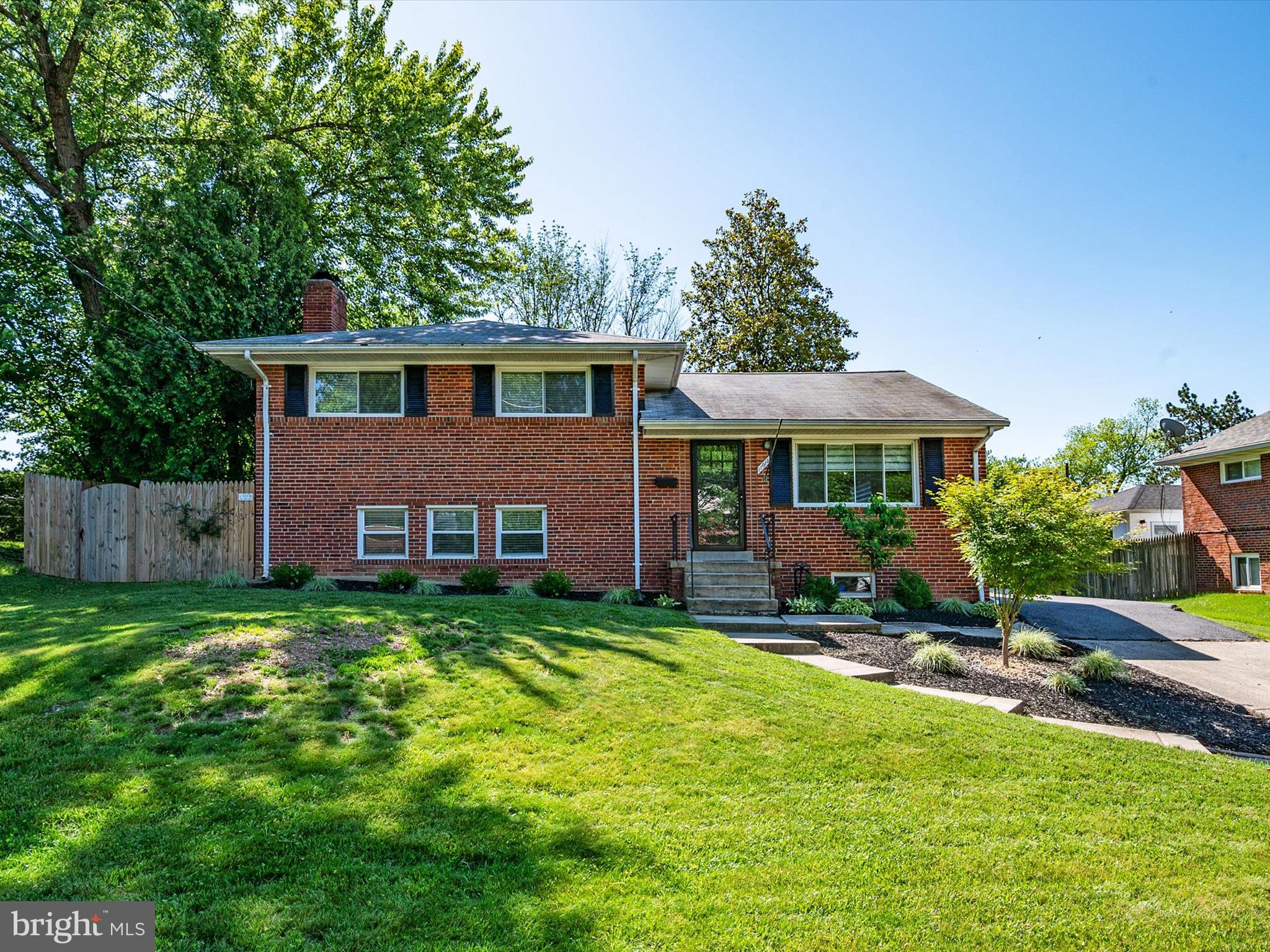 BURNT MILLS MANOR - Residential