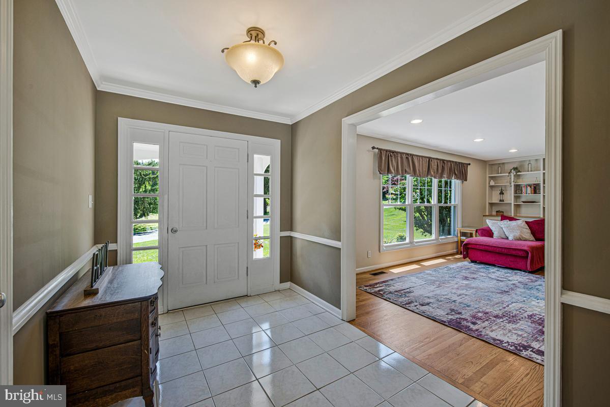 HAMPTON GARDENS - Residential
