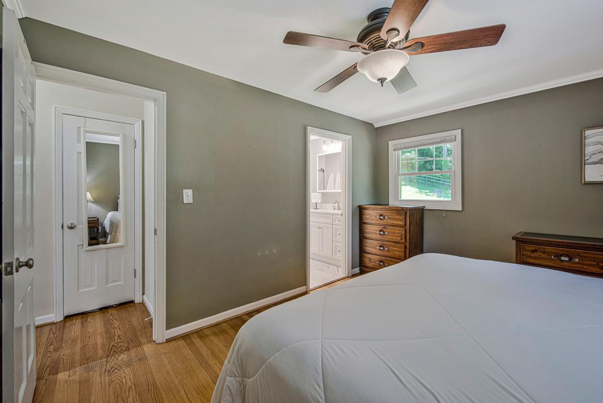 HAMPTON GARDENS - Residential