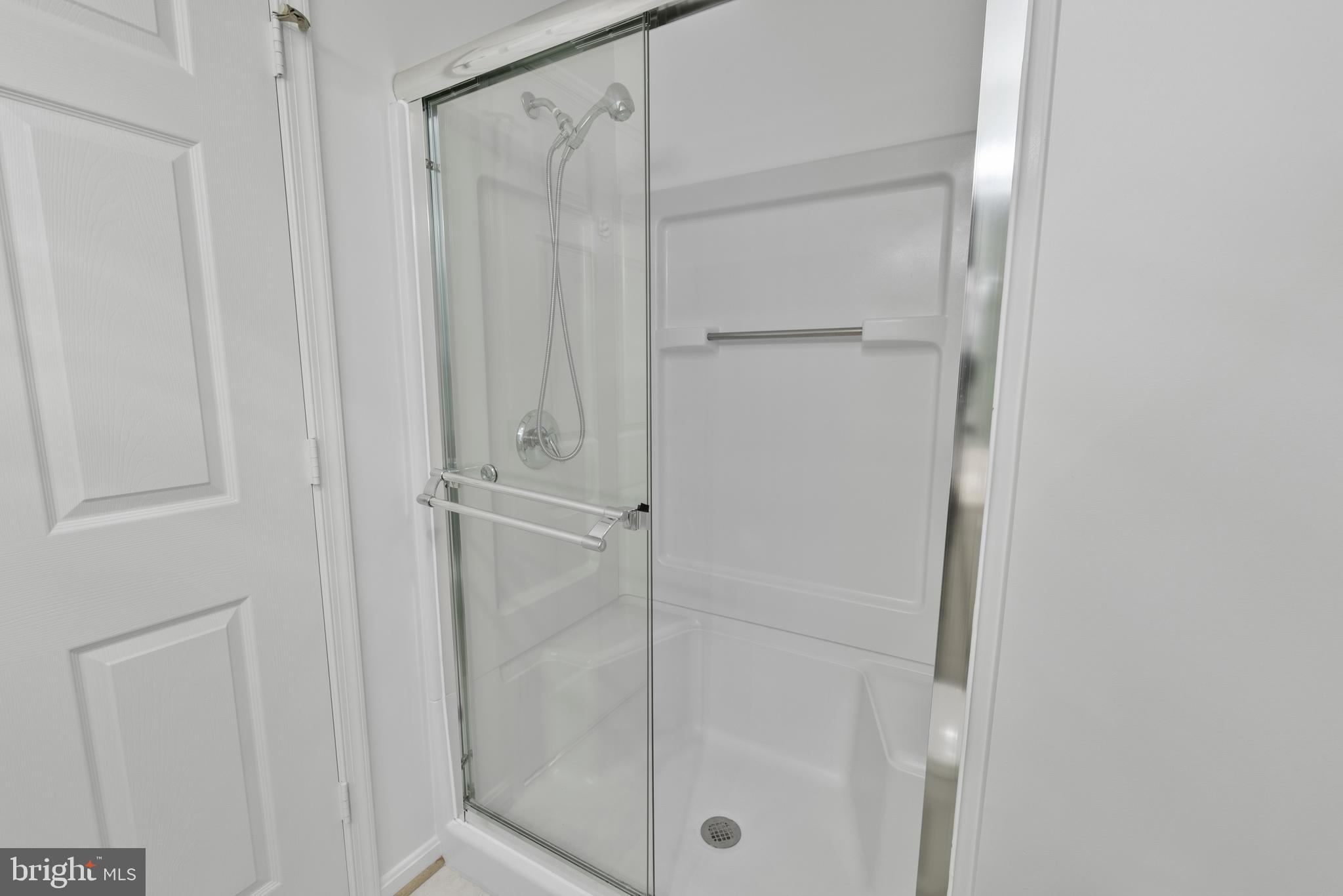 LEISURE WORLD - Residential