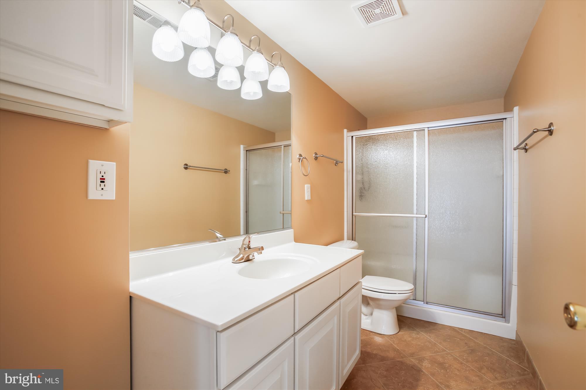 CREST RIDGE ESTATES - Residential