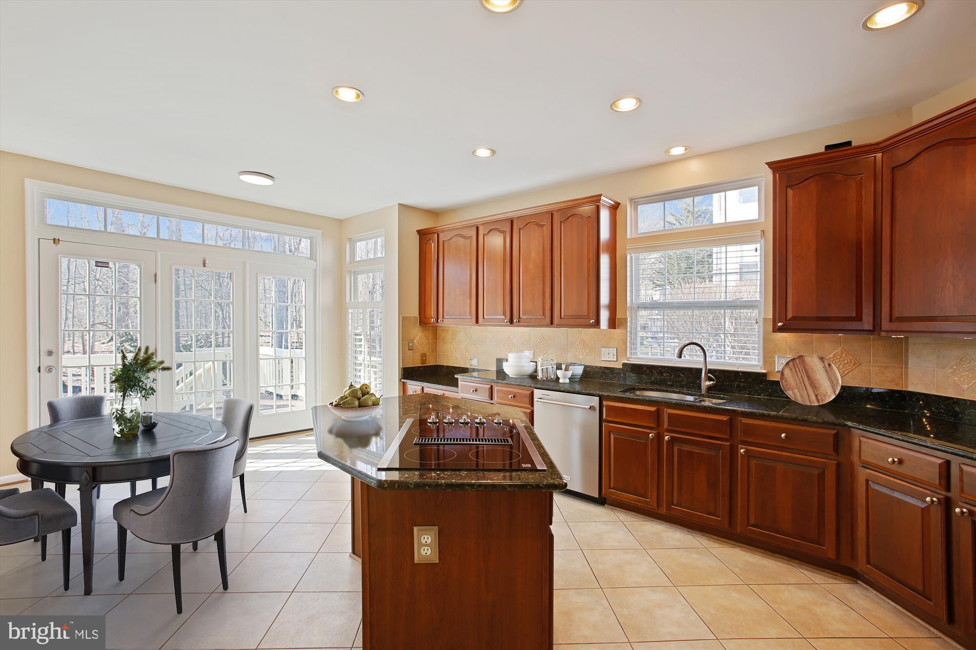 CREST RIDGE ESTATES - Residential