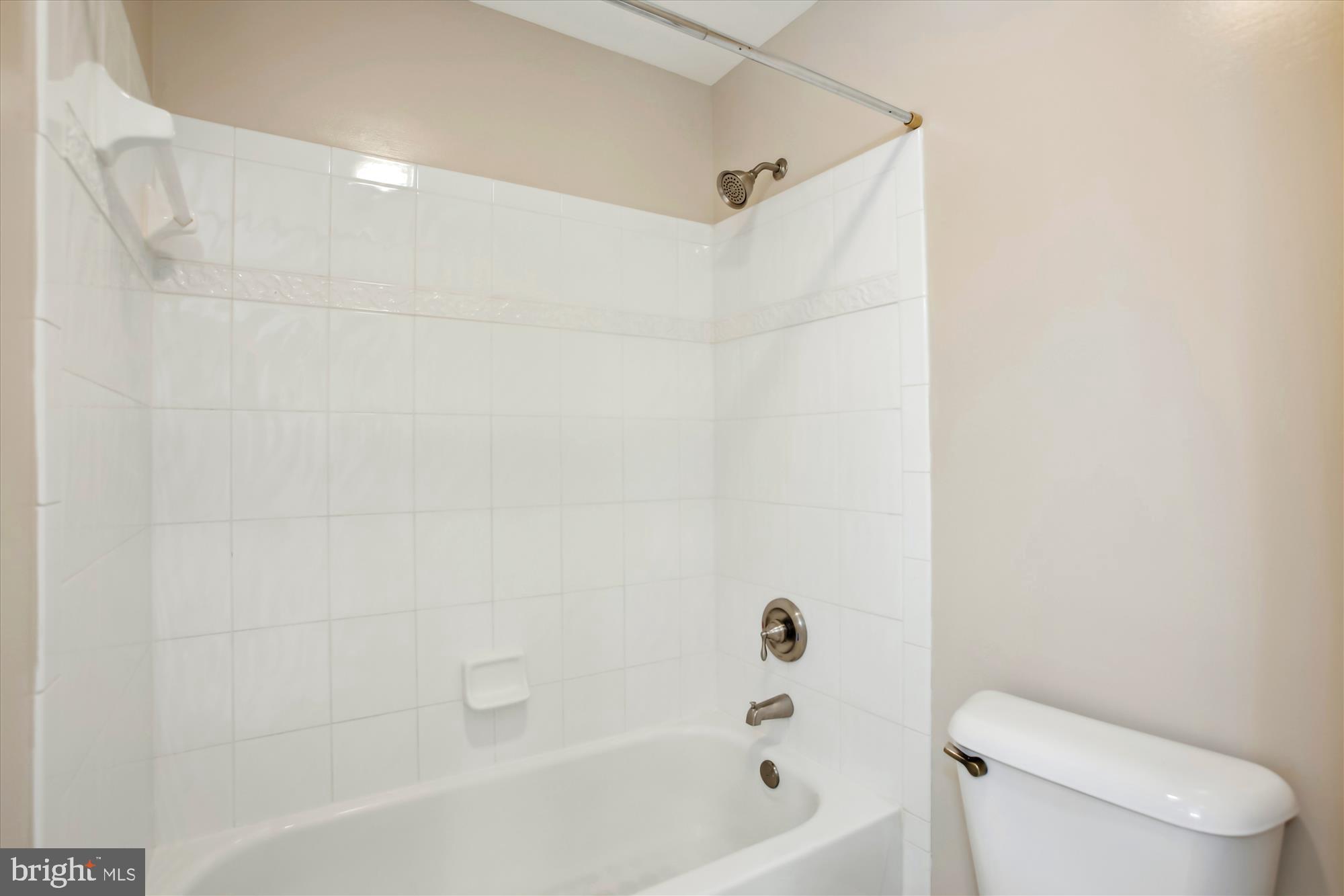 CREST RIDGE ESTATES - Residential