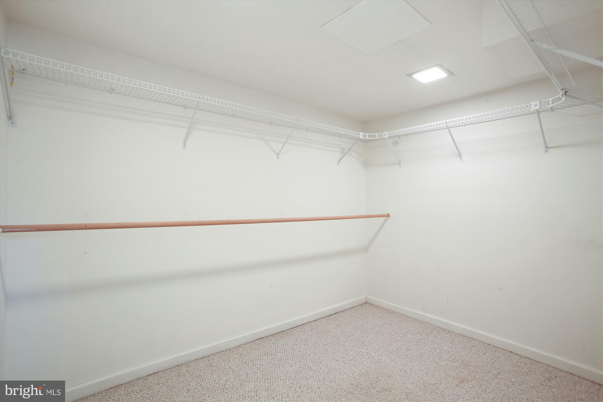 CREST RIDGE ESTATES - Residential