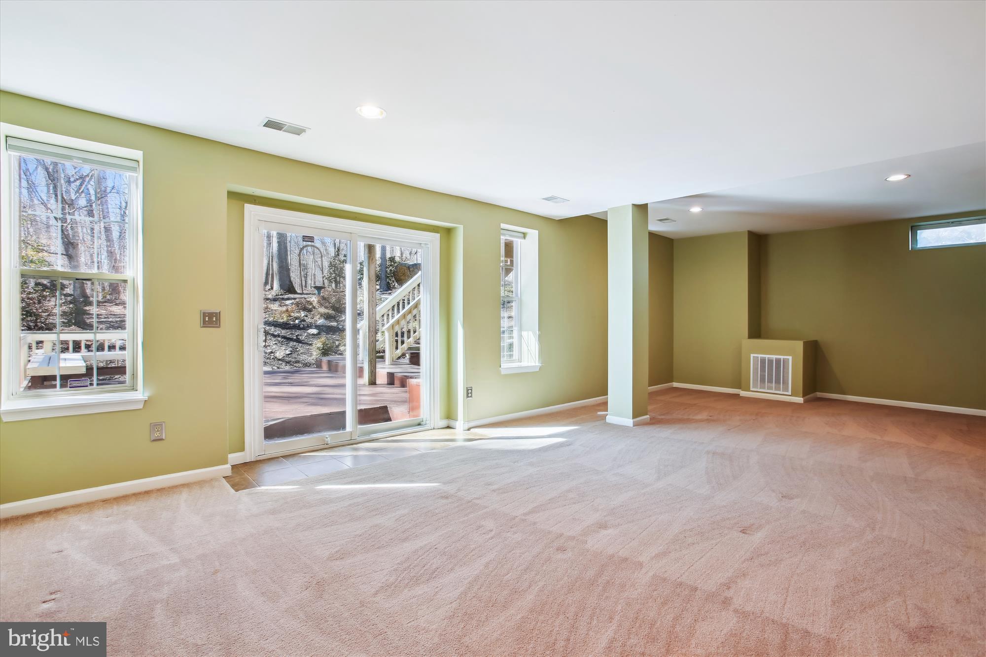 CREST RIDGE ESTATES - Residential