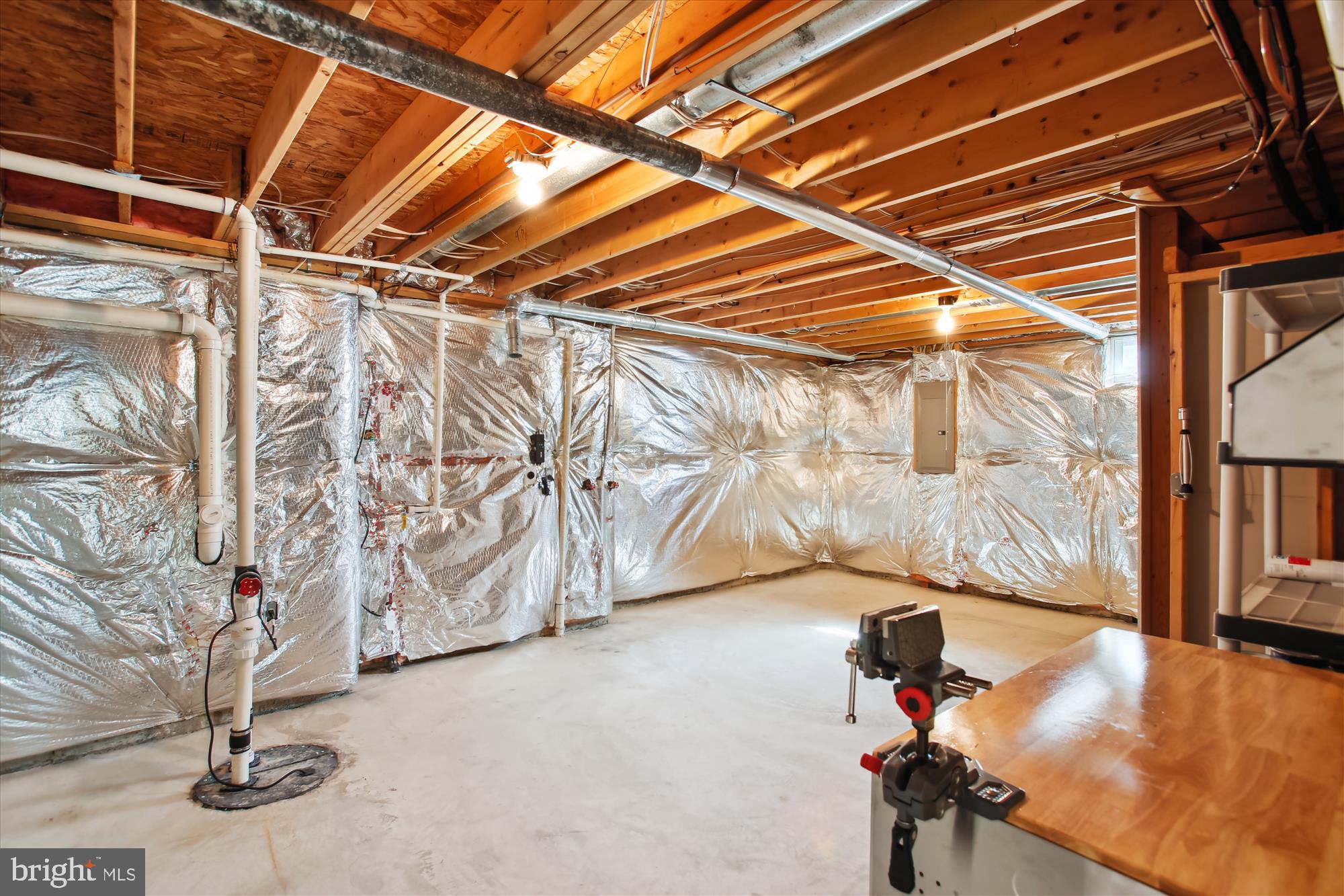 CREST RIDGE ESTATES - Residential