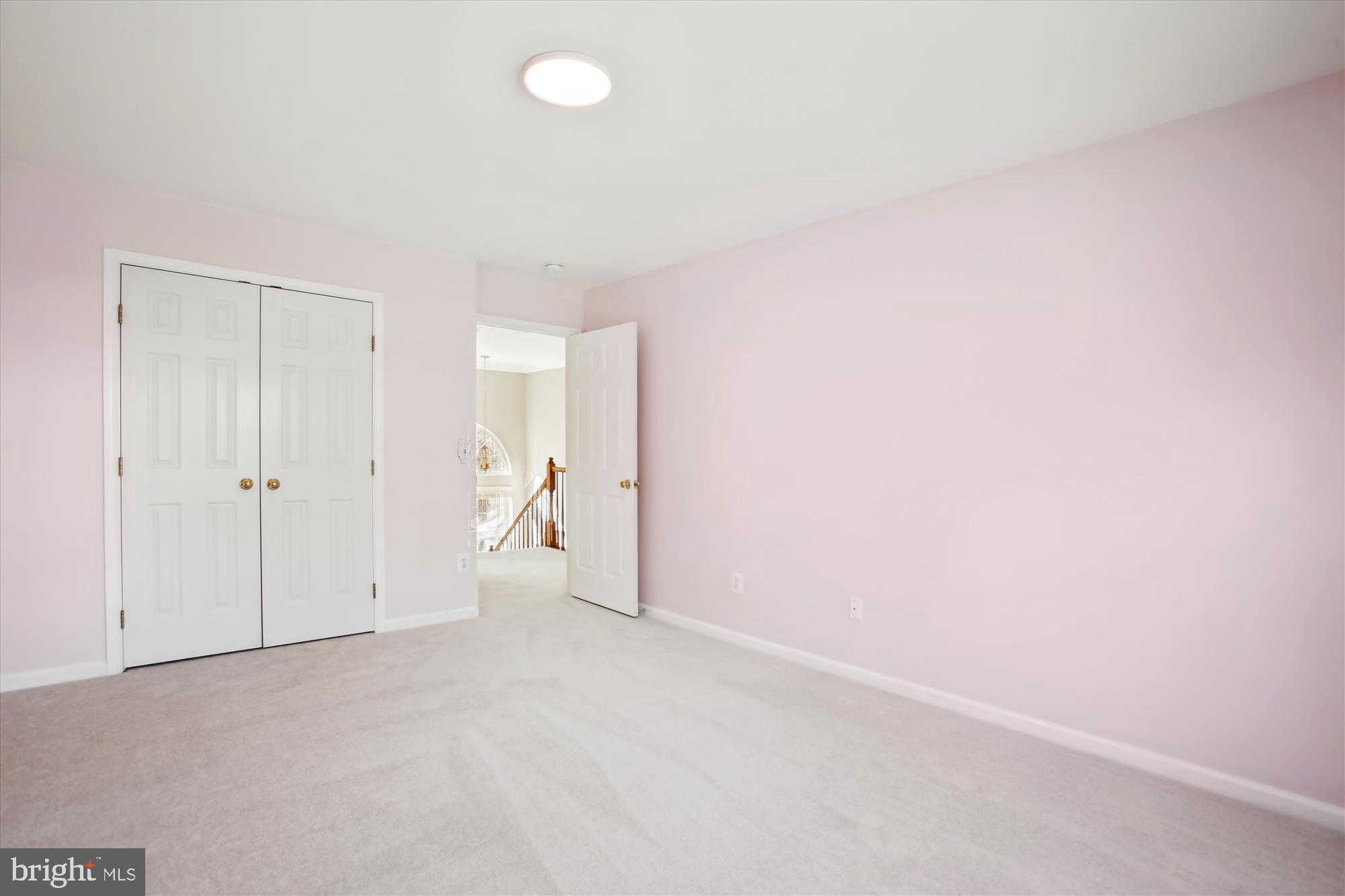 CREST RIDGE ESTATES - Residential