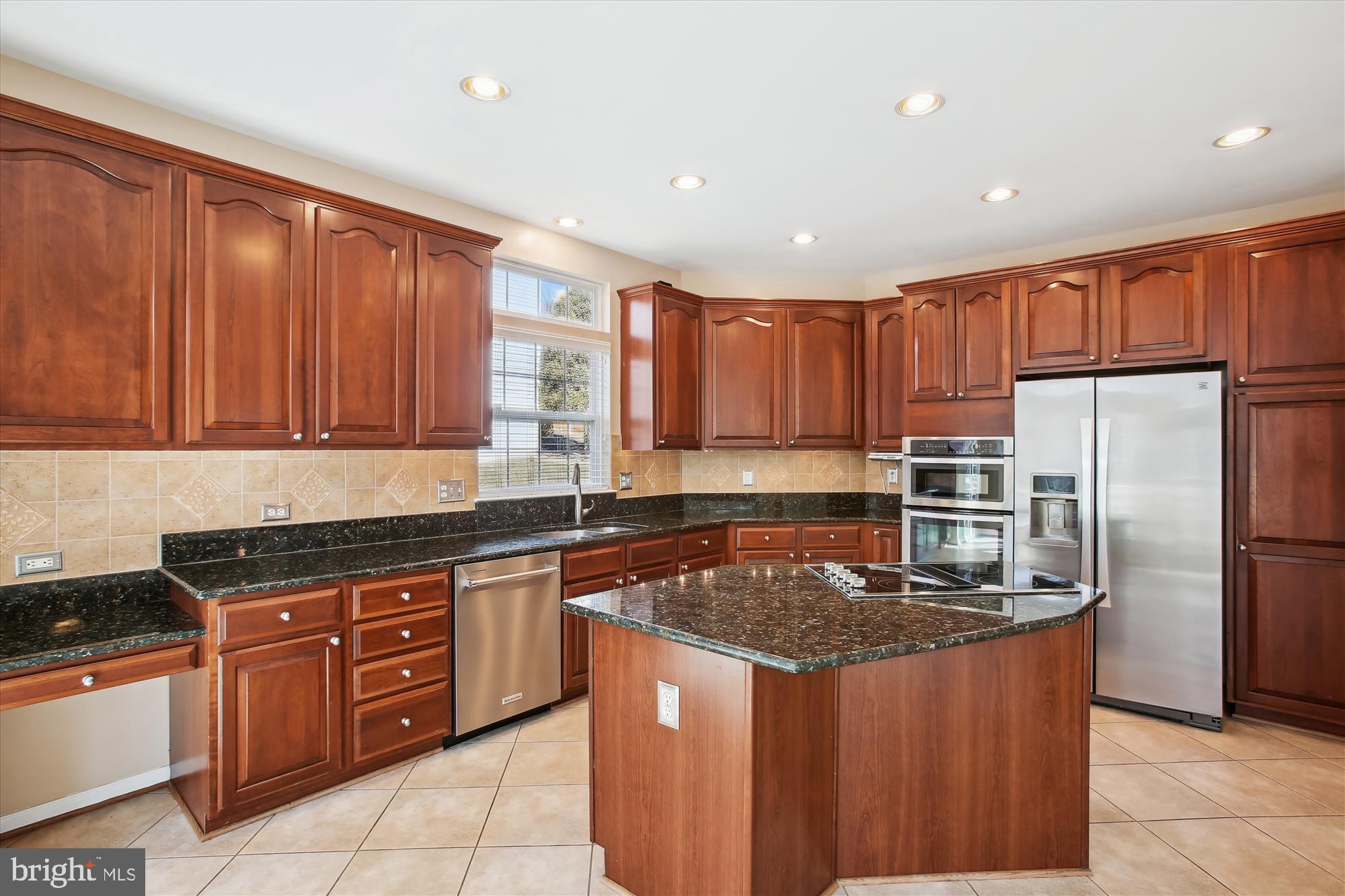 CREST RIDGE ESTATES - Residential