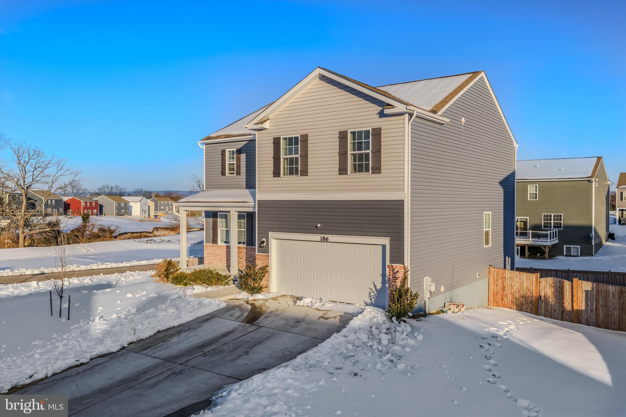 MAGNOLIA SPRINGS - Residential