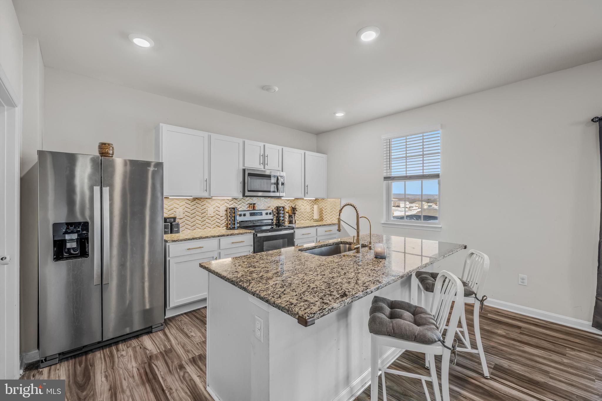 MAGNOLIA SPRINGS - Residential