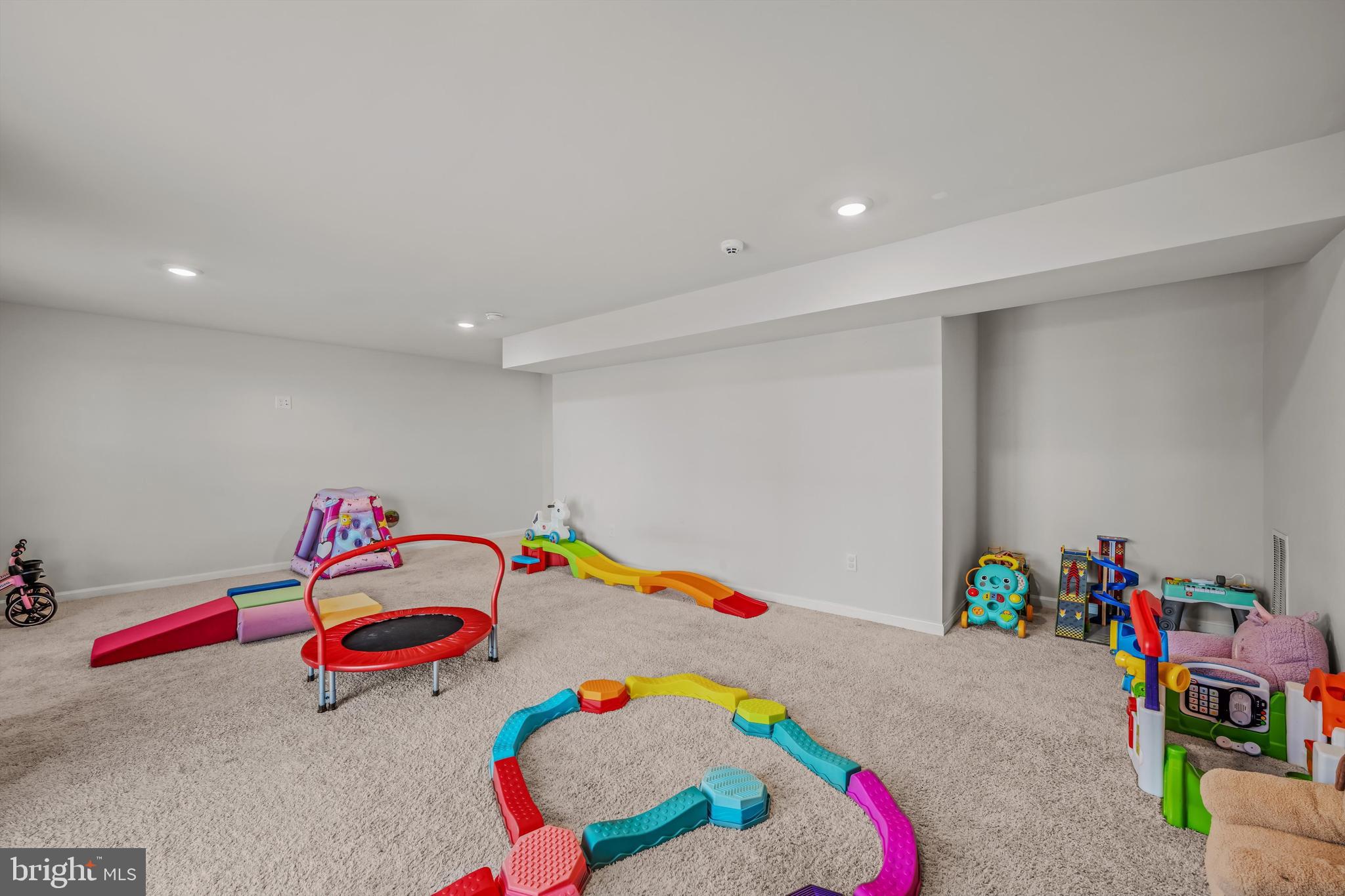 MAGNOLIA SPRINGS - Residential