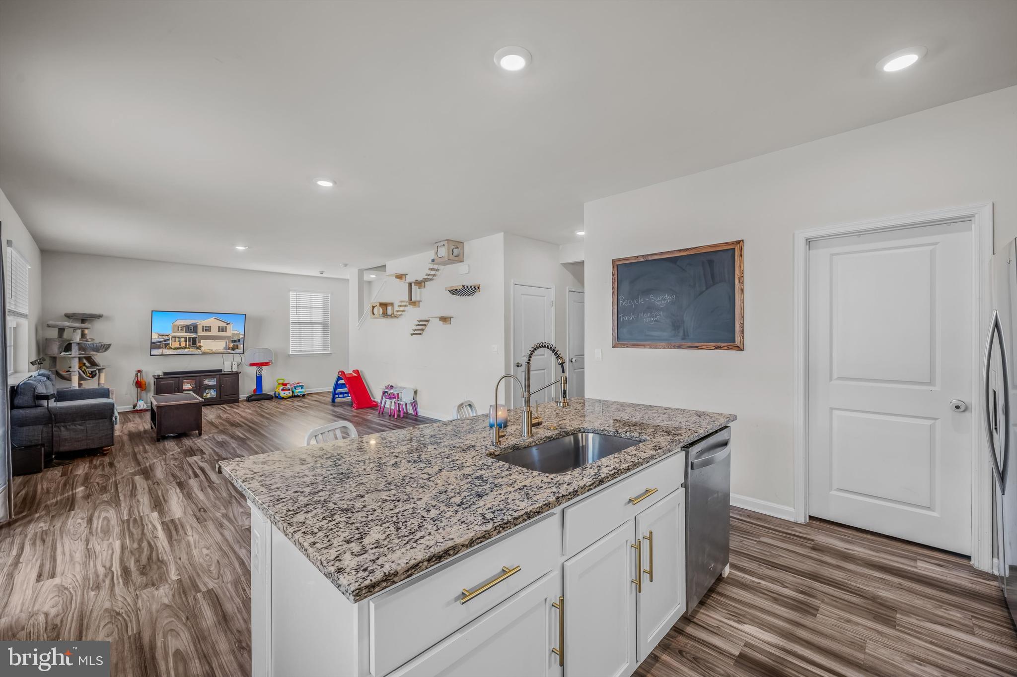 MAGNOLIA SPRINGS - Residential