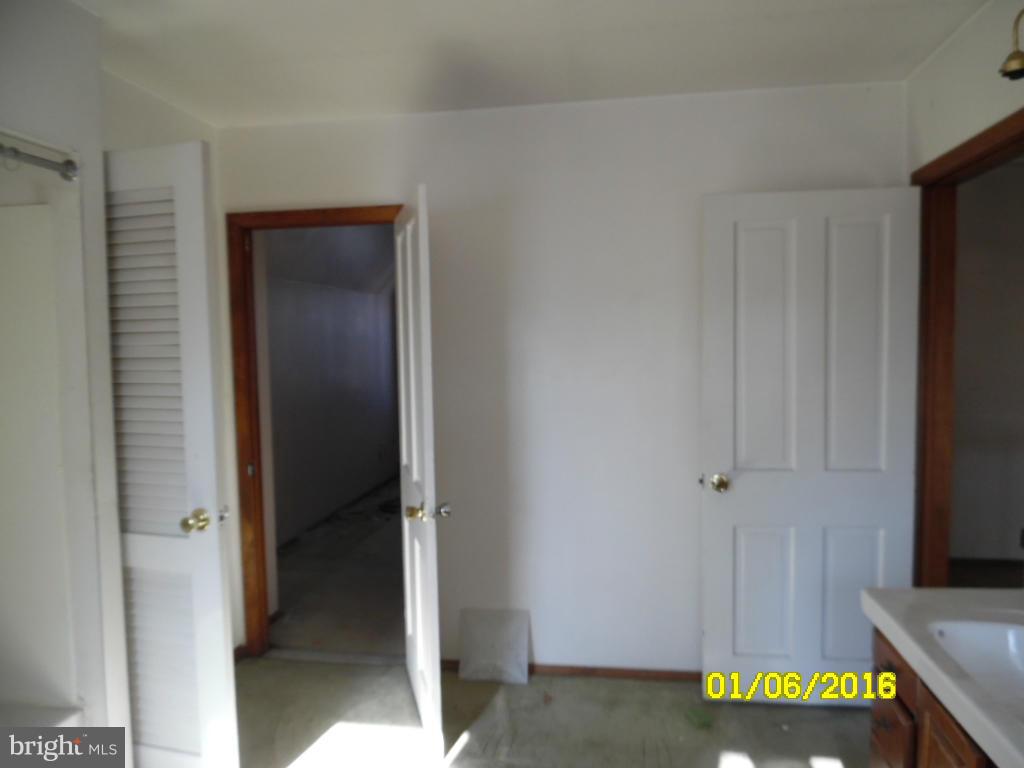 LANDSDOWNE - Residential