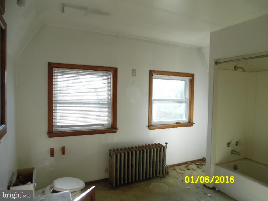 LANDSDOWNE - Residential