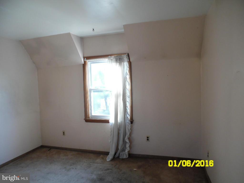 LANDSDOWNE - Residential