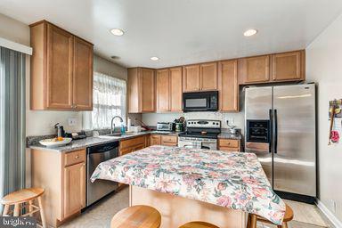 HAMPSTEAD - Residential