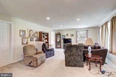 HAMPSTEAD - Residential