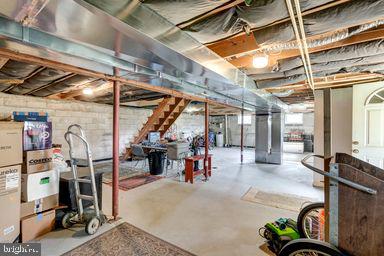 HAMPSTEAD - Residential