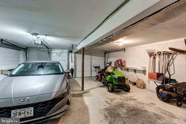 HAMPSTEAD - Residential