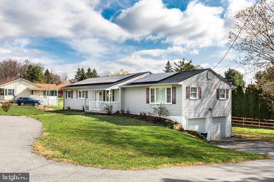 HAMPSTEAD - Residential