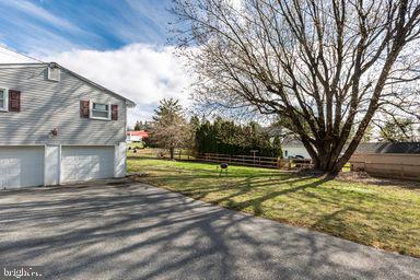 HAMPSTEAD - Residential