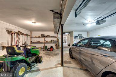 HAMPSTEAD - Residential