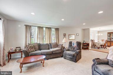 HAMPSTEAD - Residential