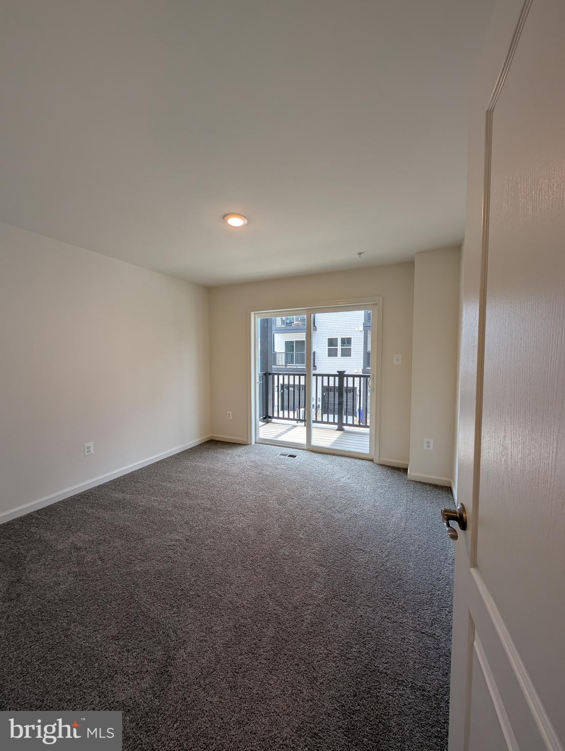 PADDOCK POINTE - Residential Lease