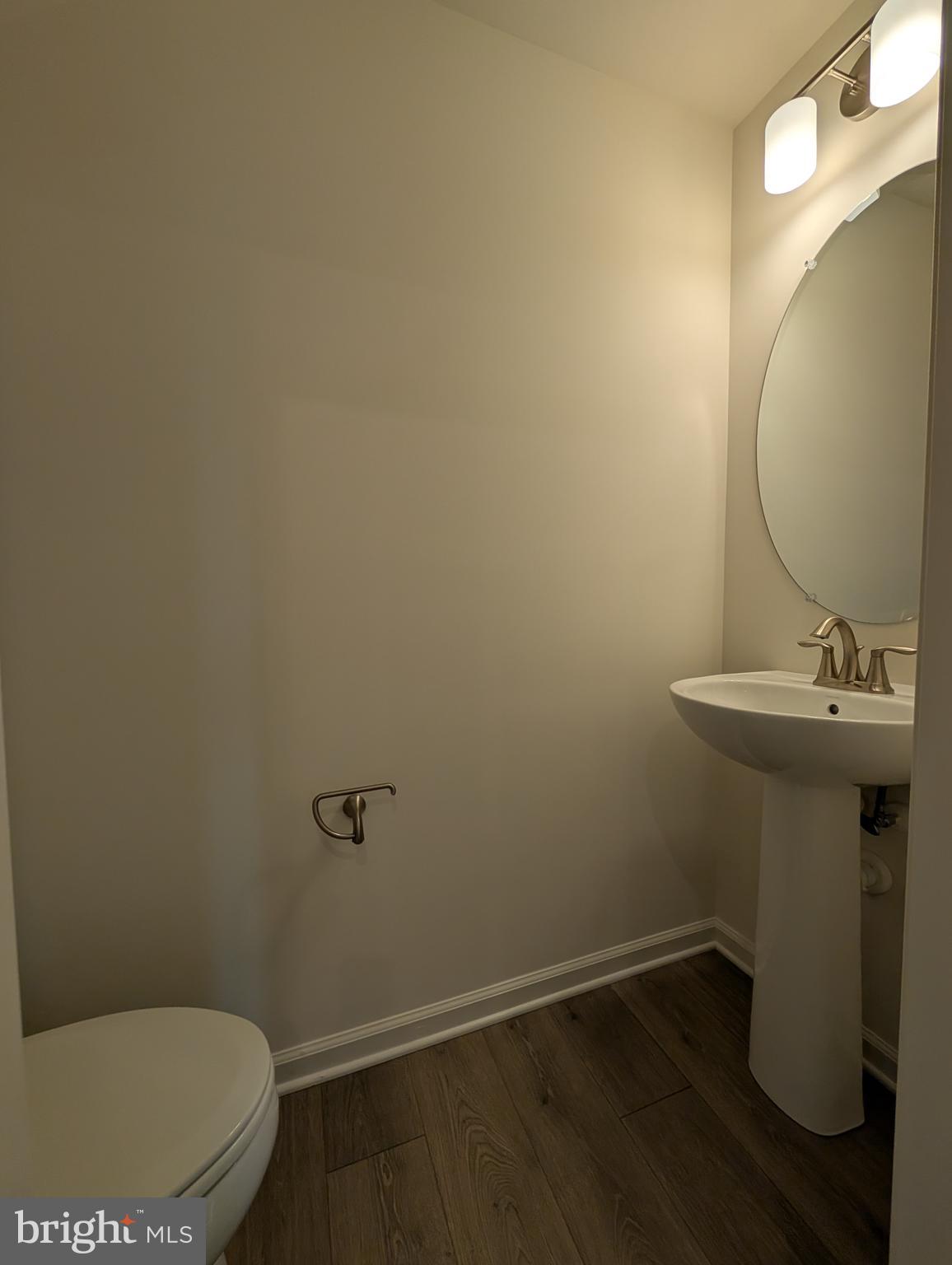 PADDOCK POINTE - Residential Lease