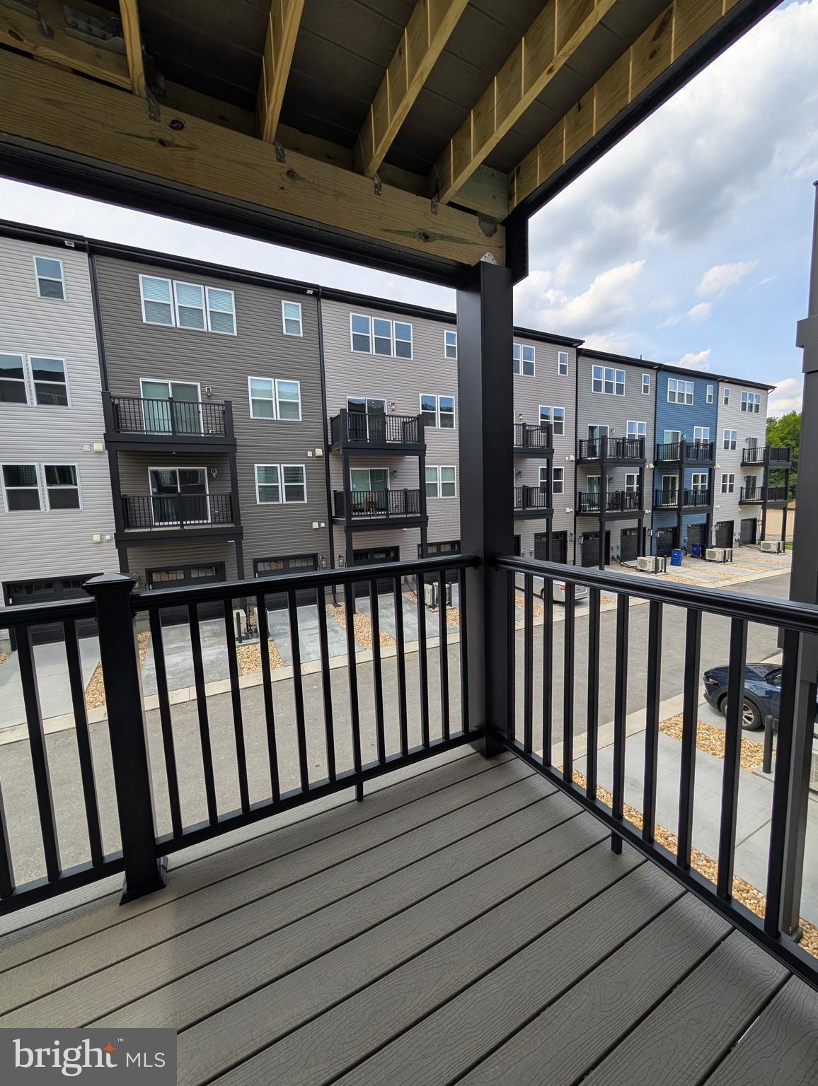 PADDOCK POINTE - Residential Lease