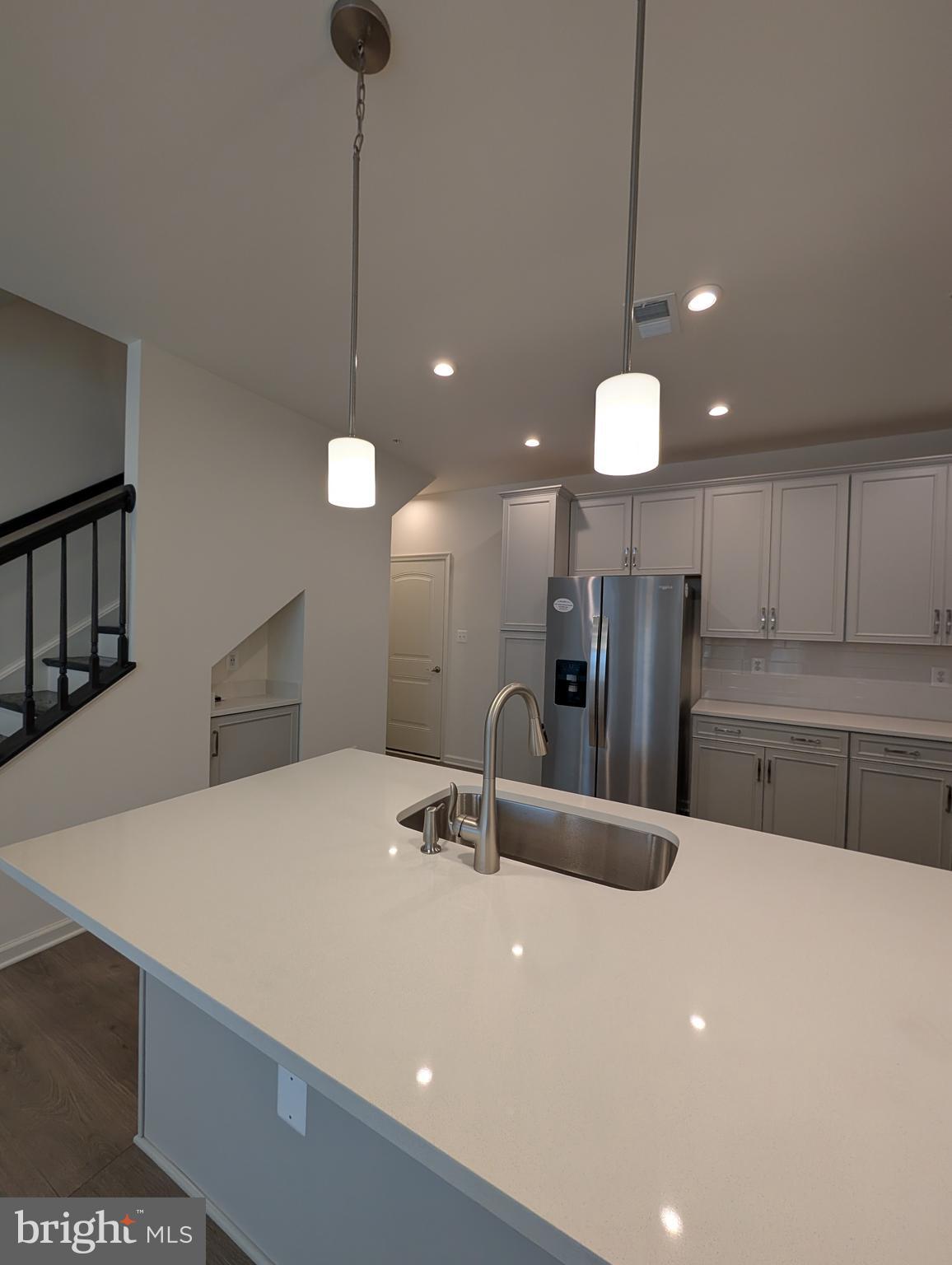 PADDOCK POINTE - Residential Lease