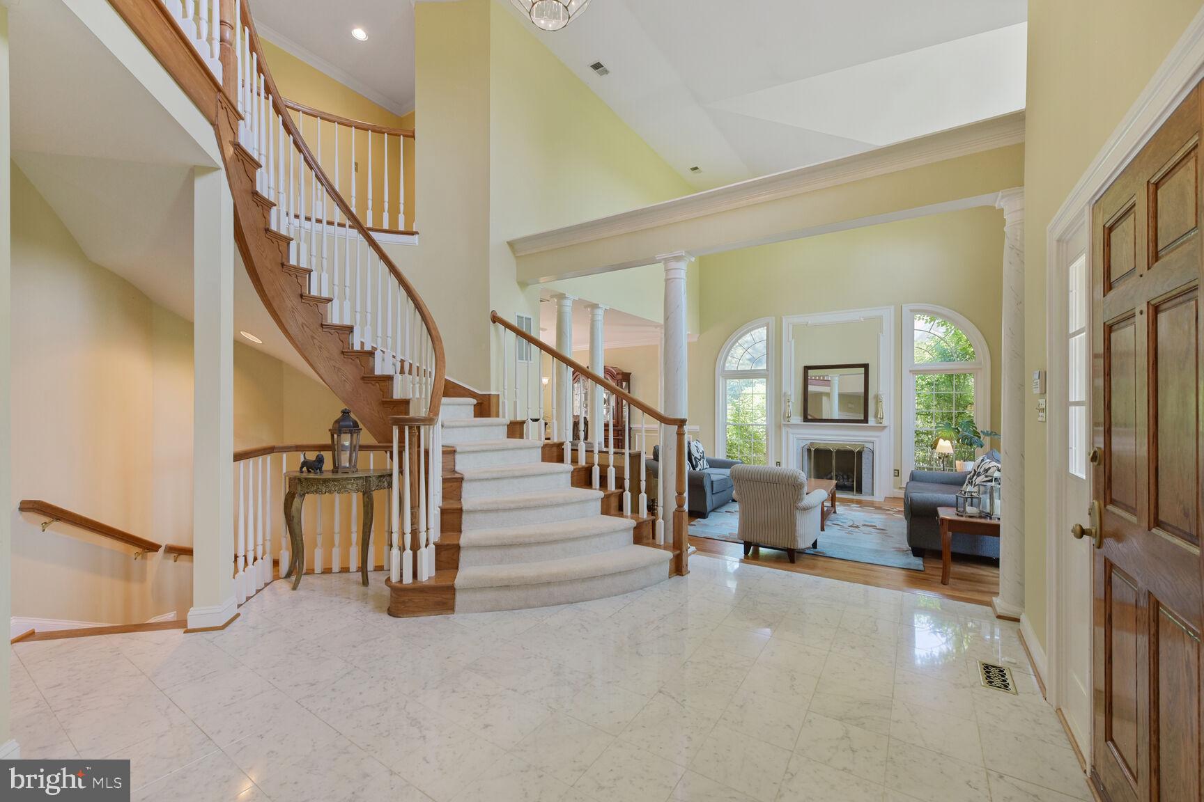 10009 THOMPSON RIDGE COURT