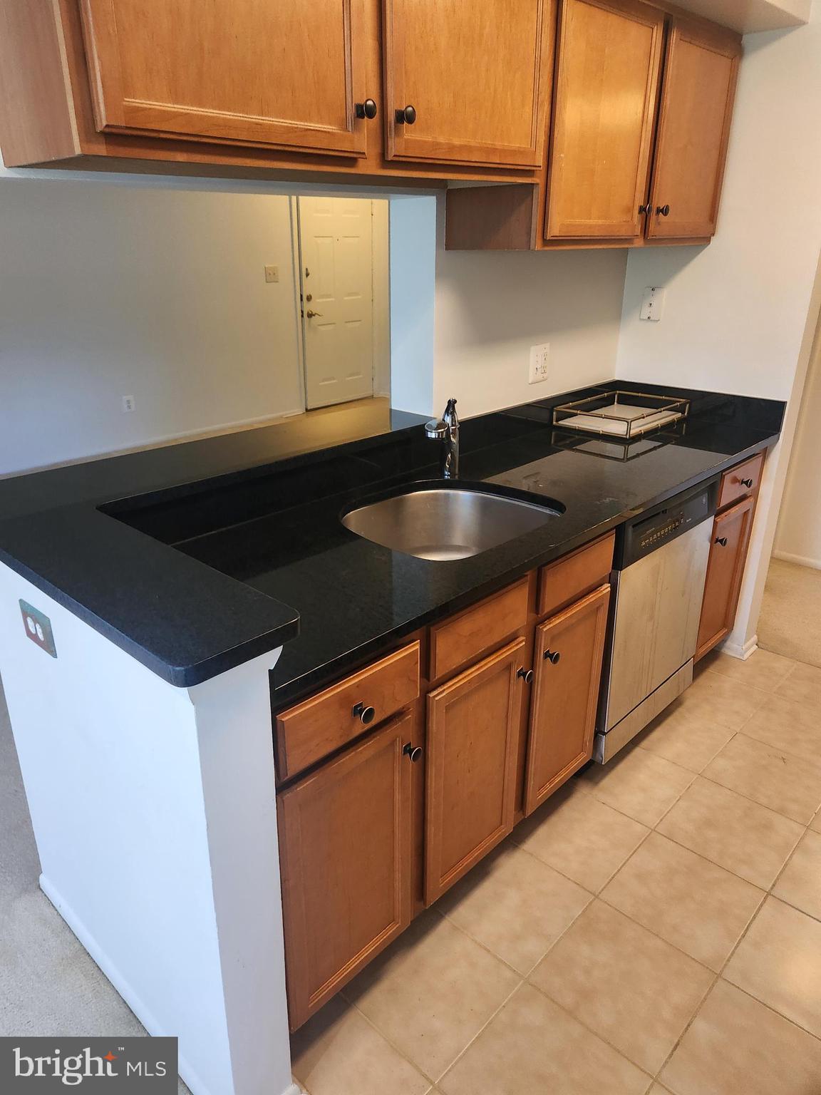 RESTON - Residential Lease