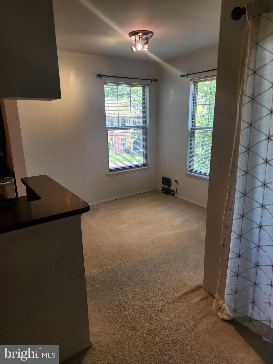 RESTON - Residential Lease
