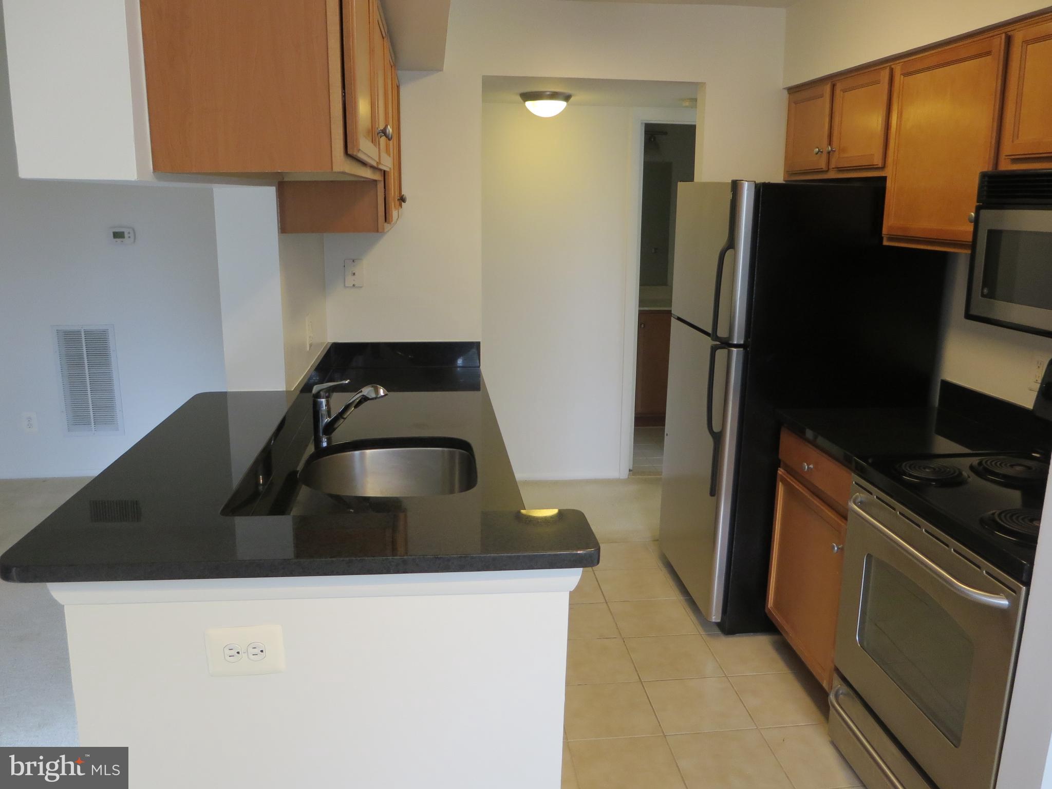 RESTON - Residential Lease