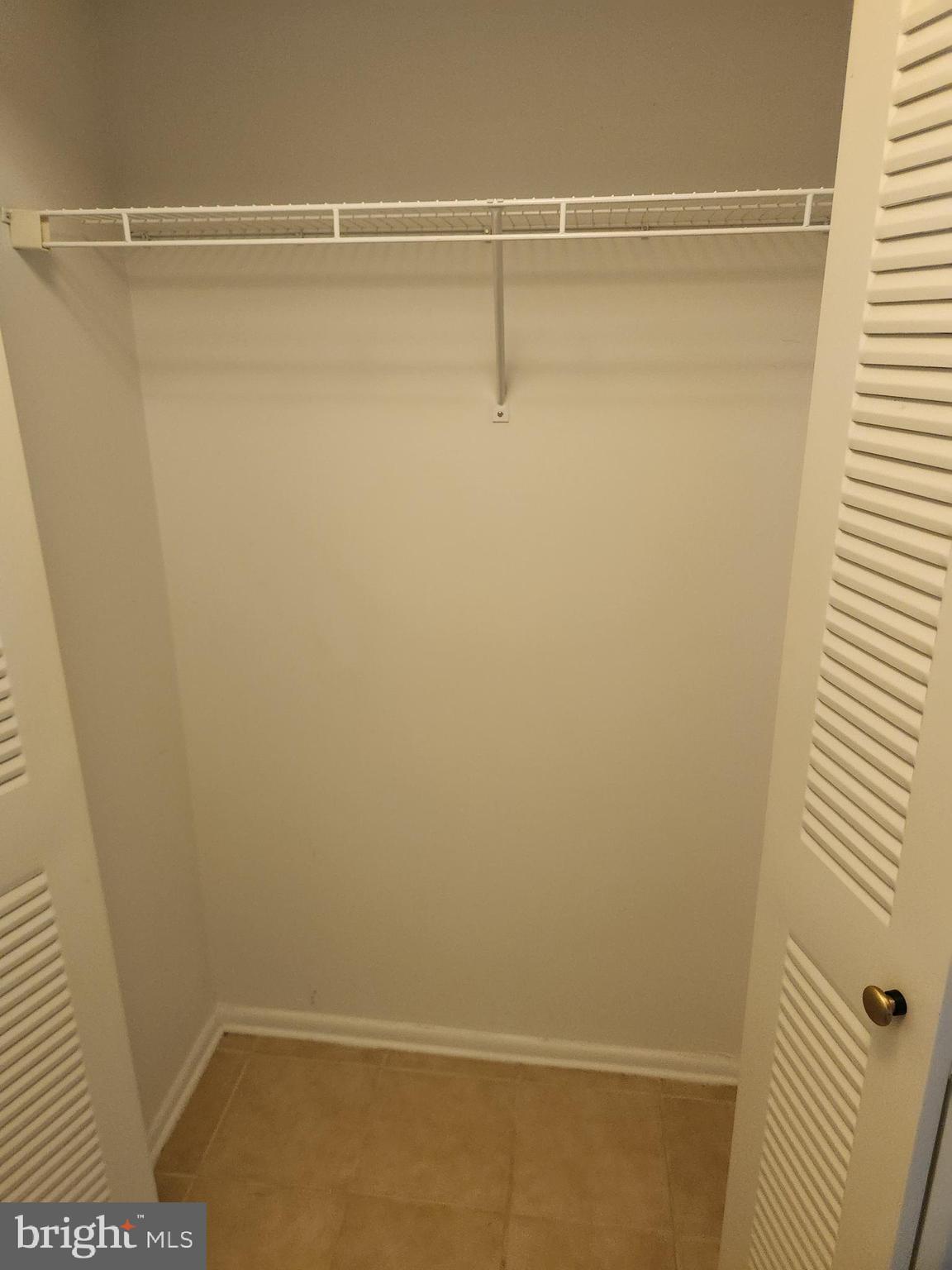 RESTON - Residential Lease