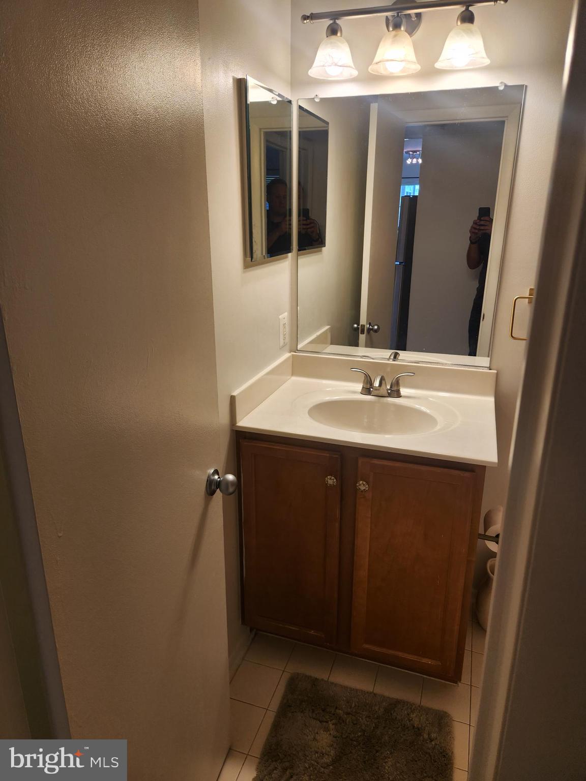 RESTON - Residential Lease