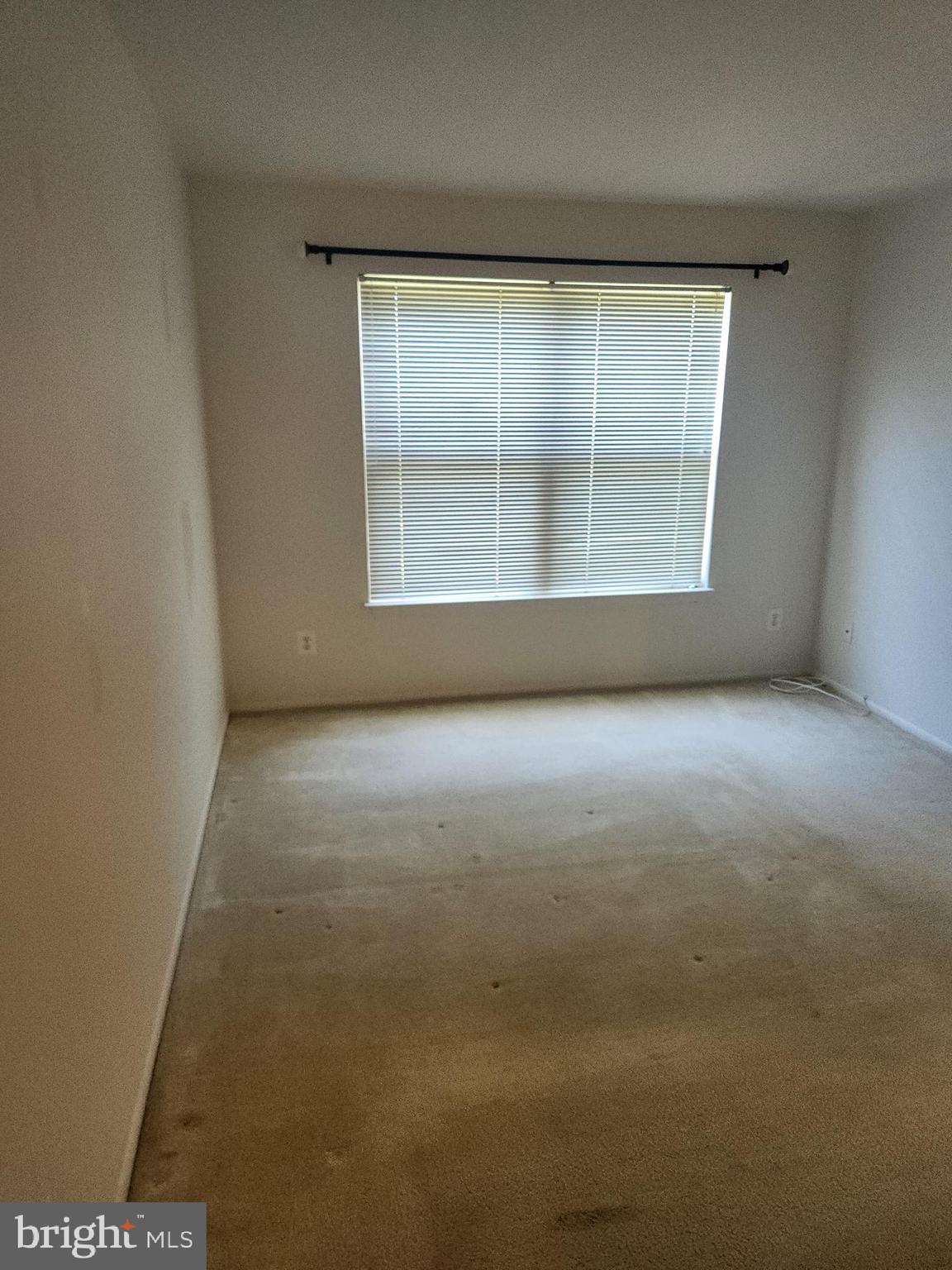 RESTON - Residential Lease