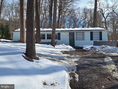 178 HUCKLEBERRY LANE HARPERS FERRY WV 25425