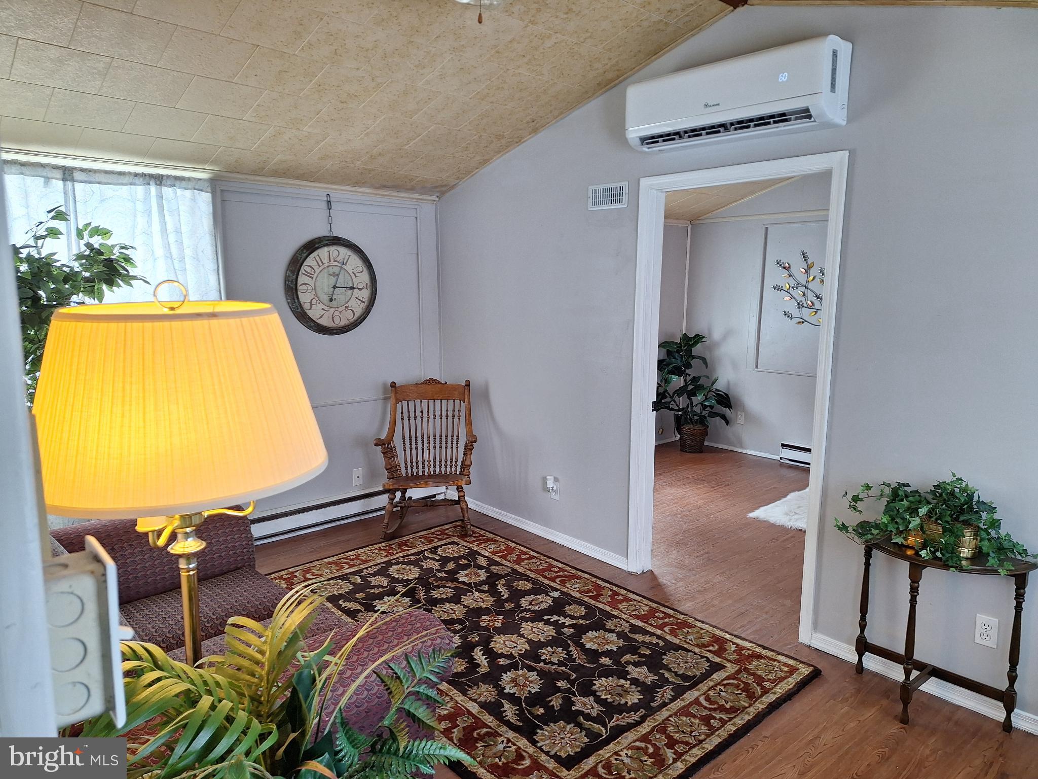 178 HUCKLEBERRY LANE