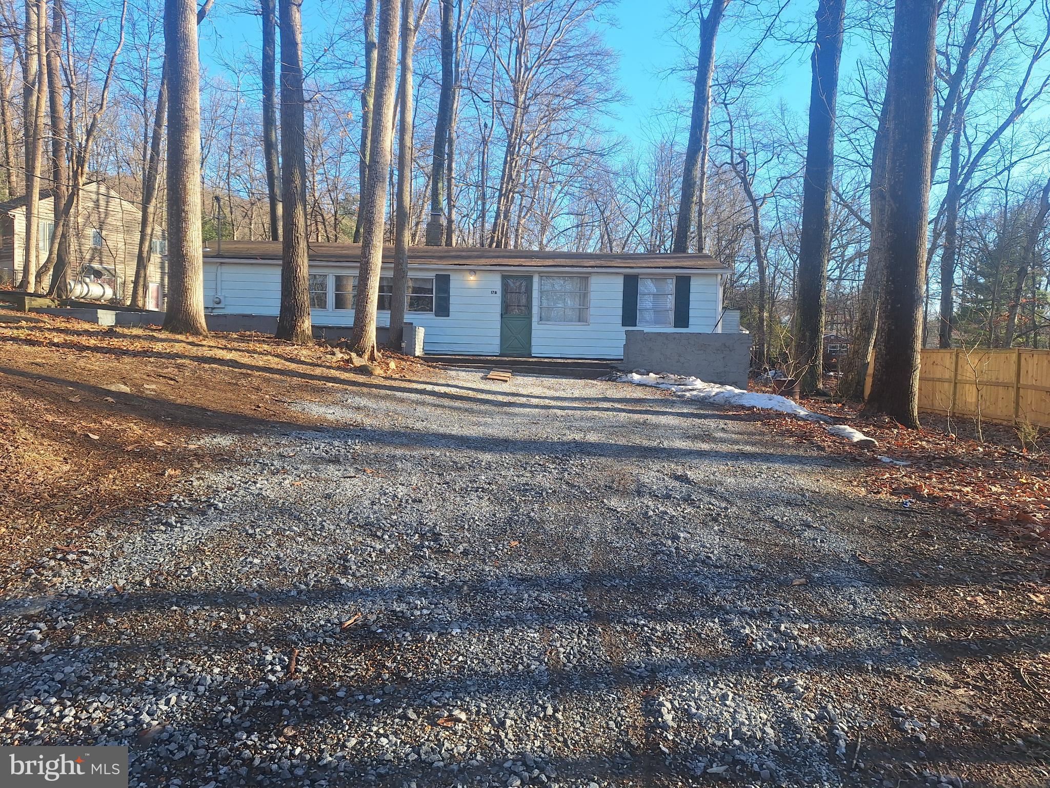 SHANNONDALE - Residential