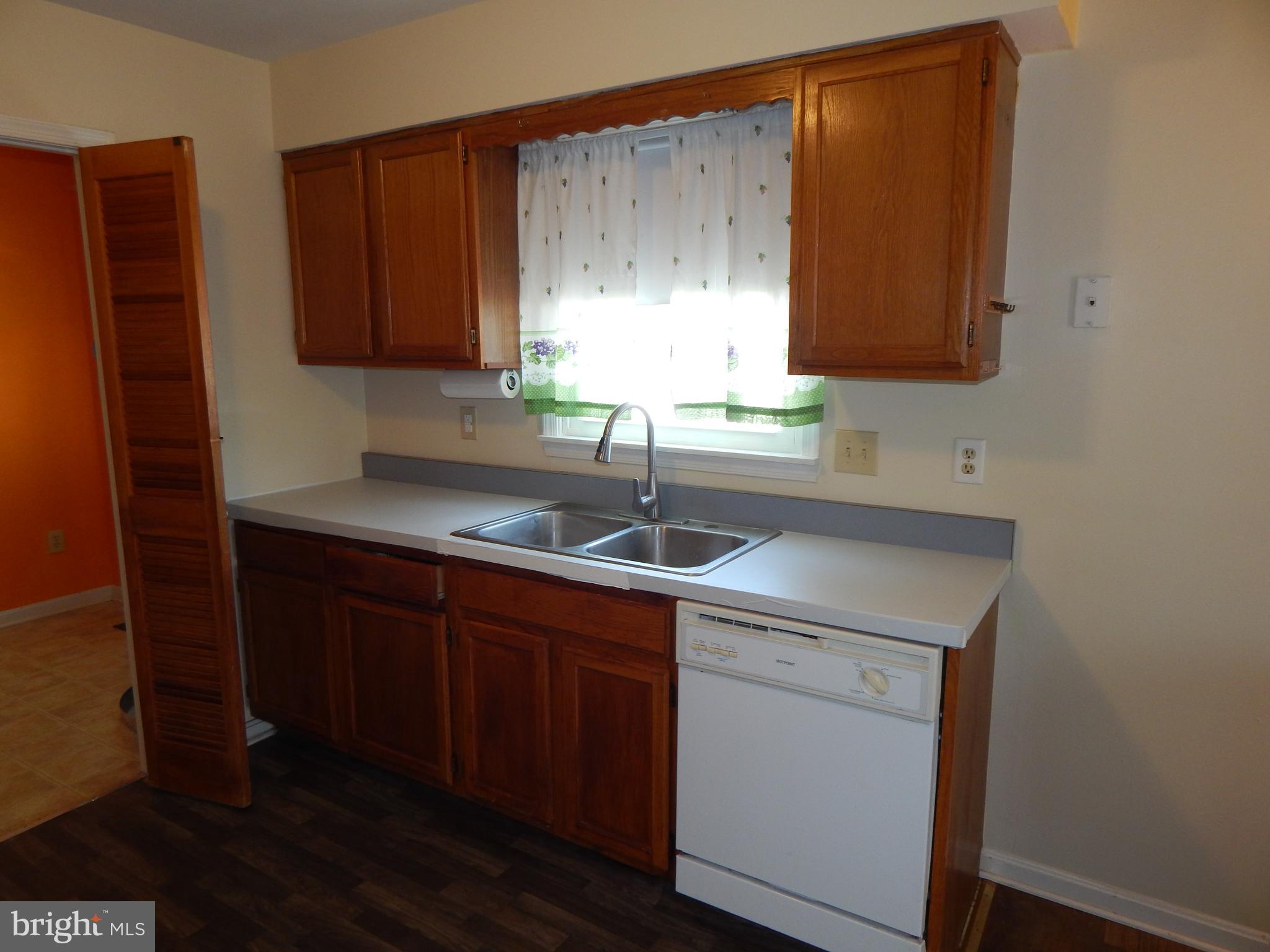 SHEFFIELD FARMS - Residential