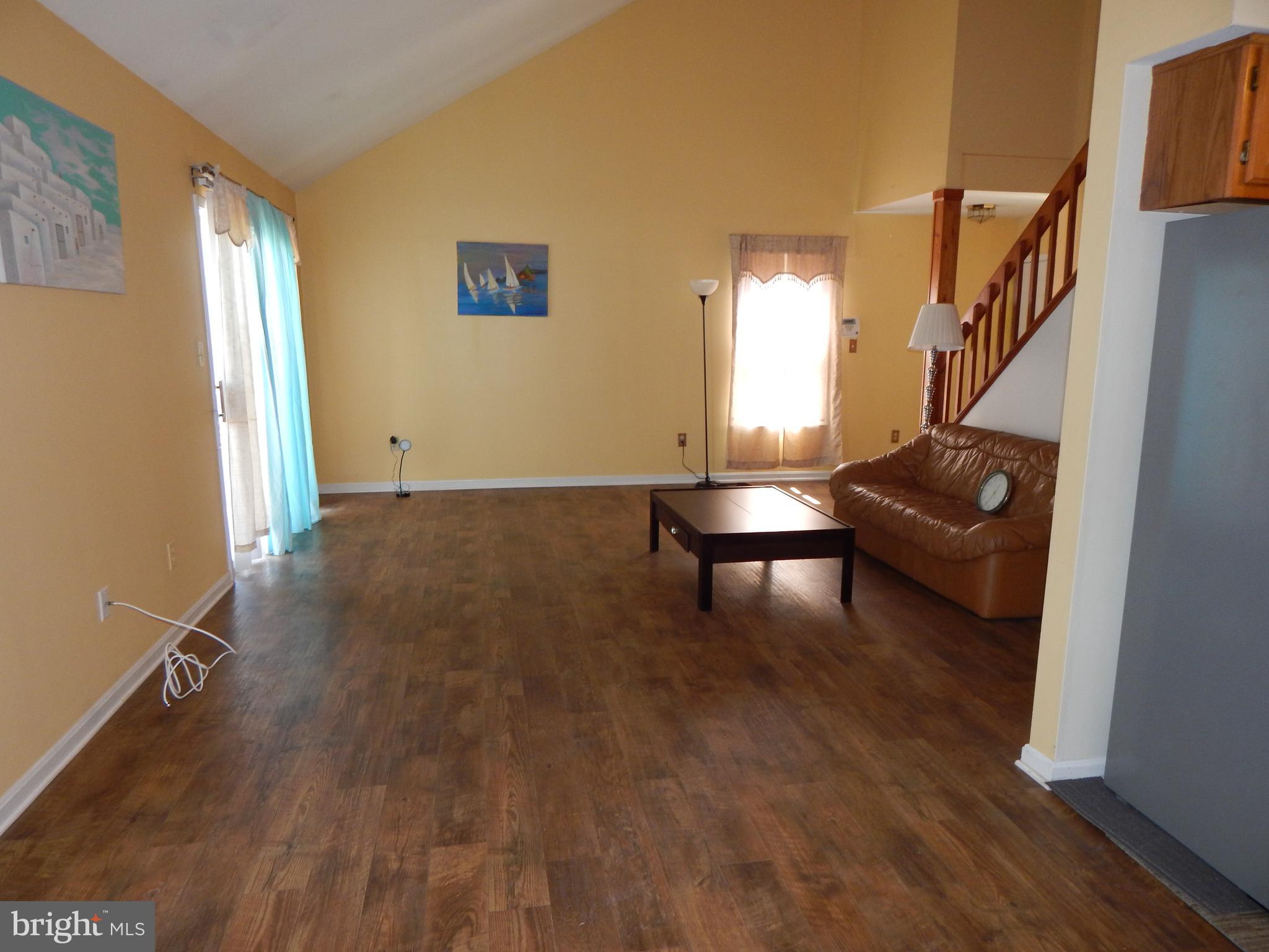 SHEFFIELD FARMS - Residential