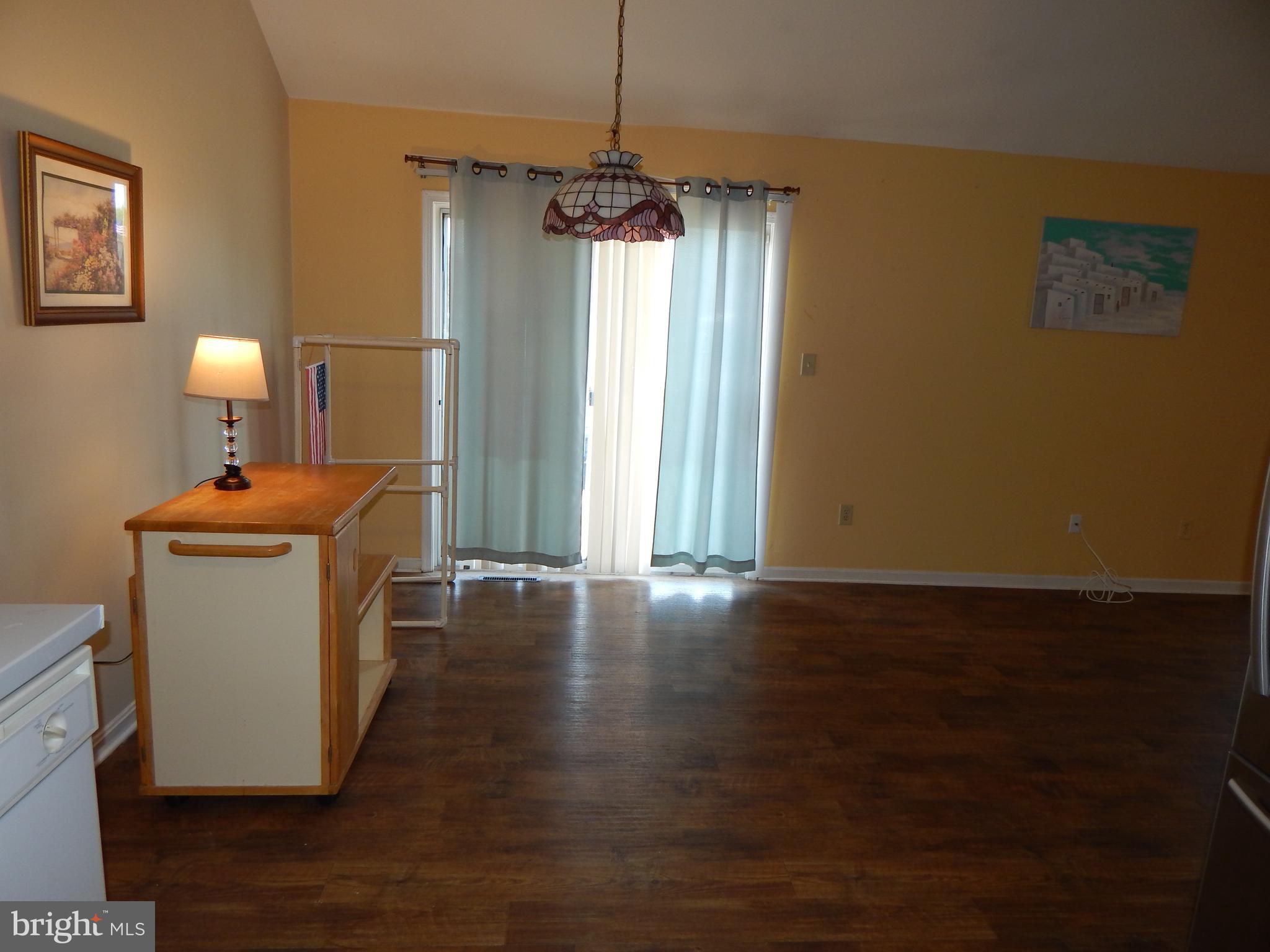 SHEFFIELD FARMS - Residential