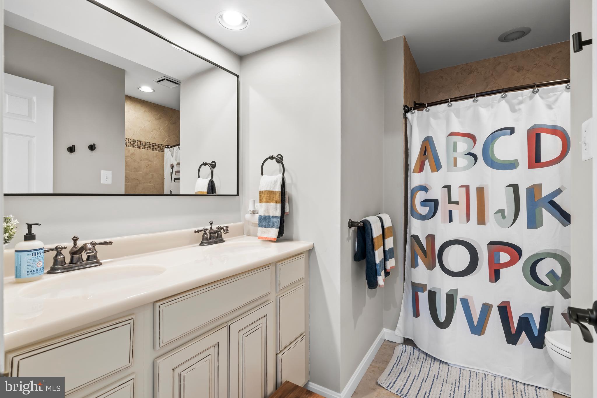 PENNS FIELD AT FAR - Residential