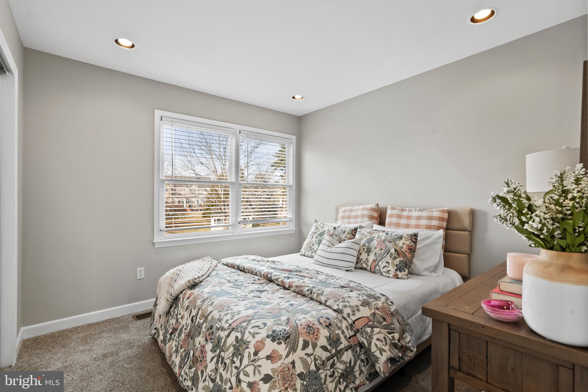 PENNS FIELD AT FAR - Residential