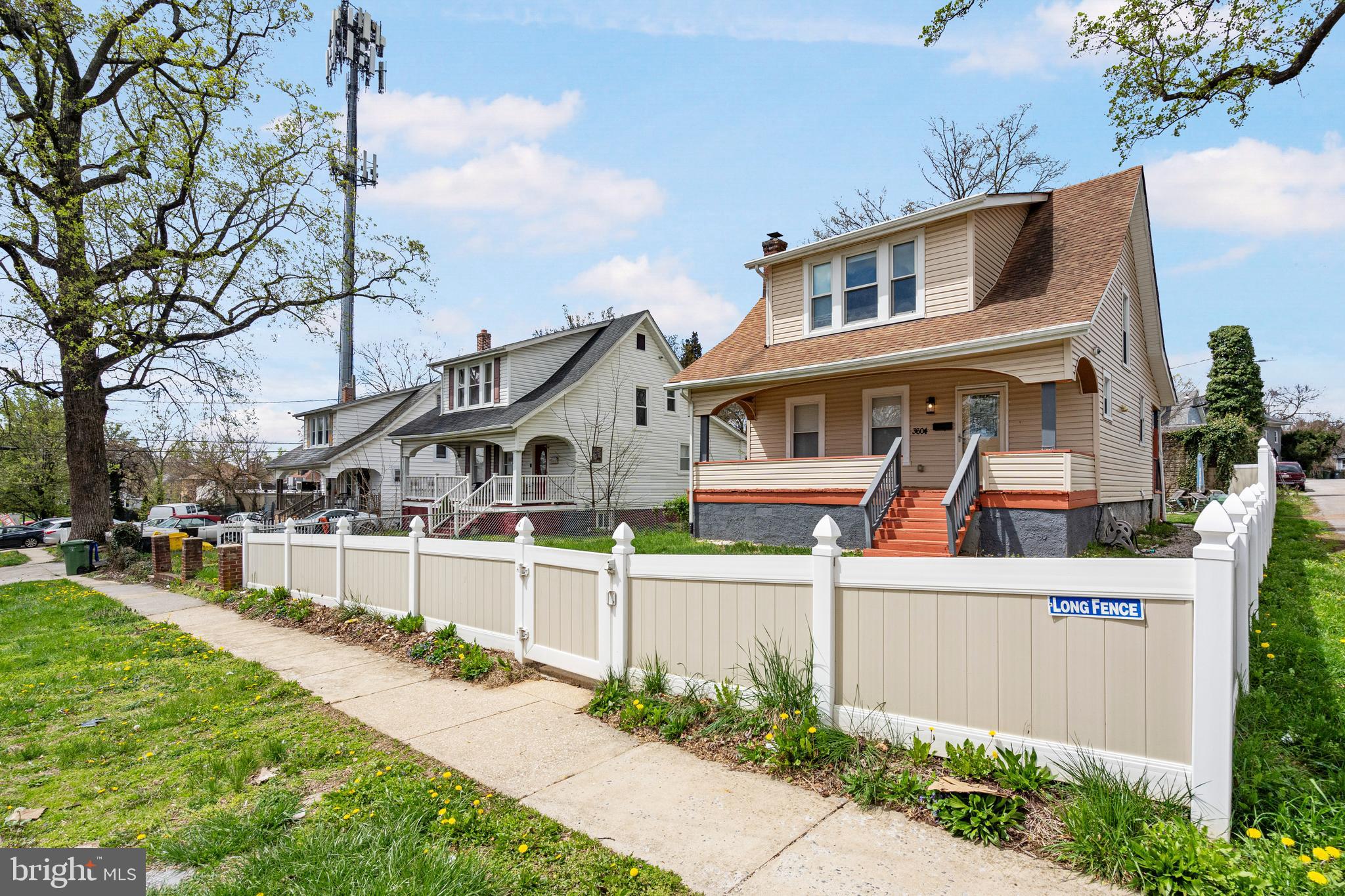 HOWARD PARK - Residential