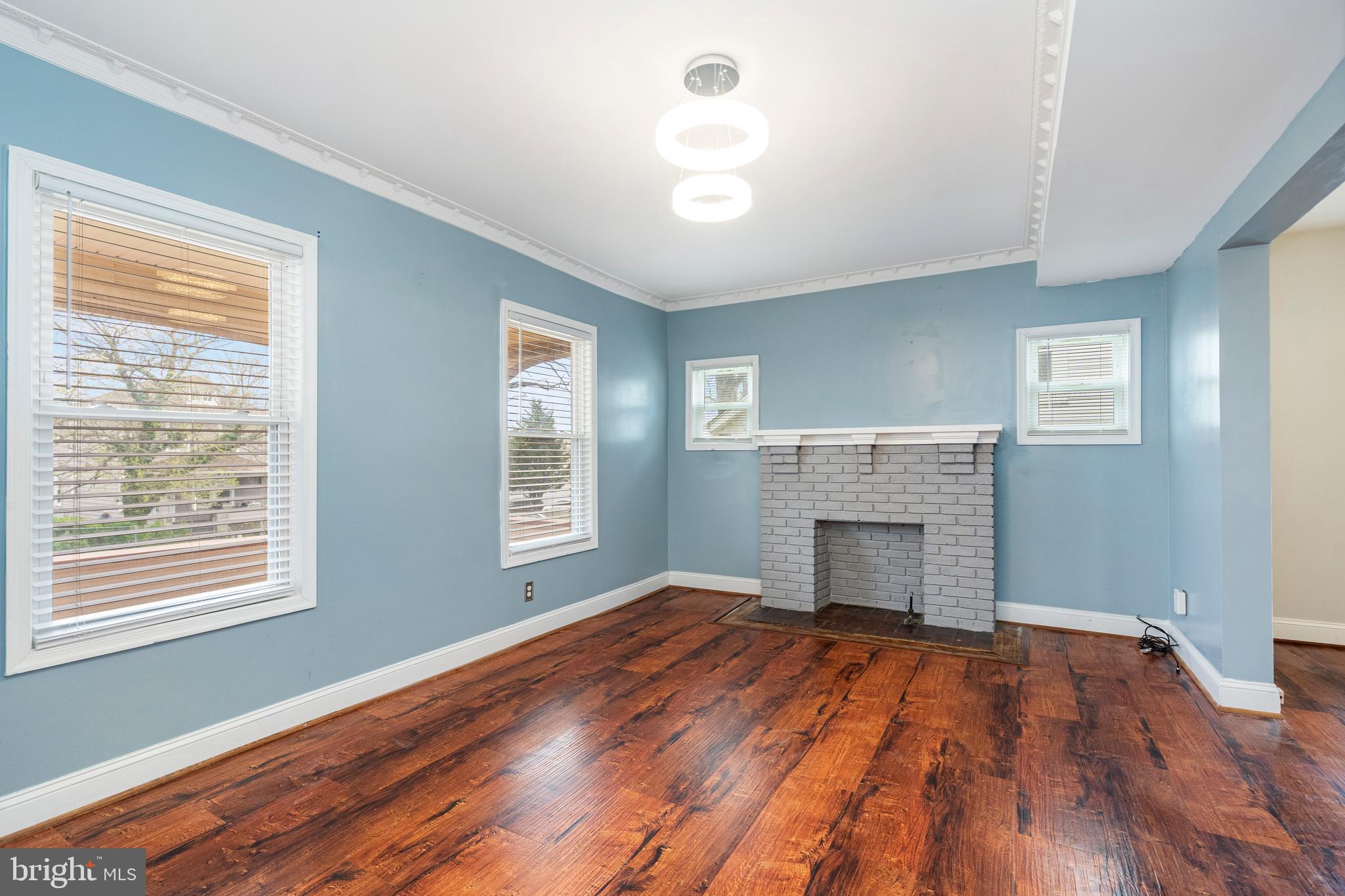 HOWARD PARK - Residential